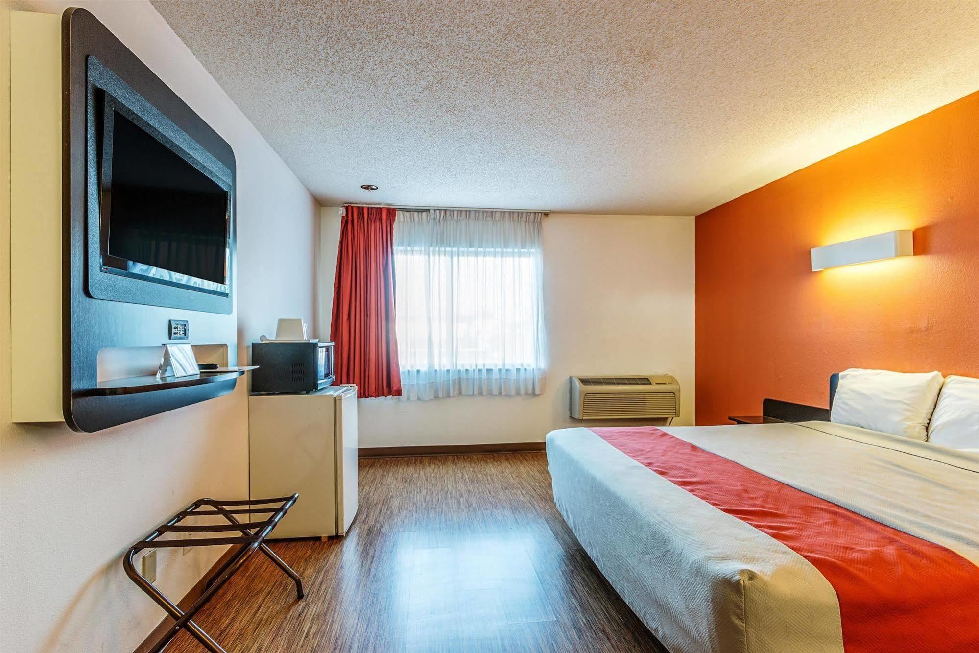Motel 6-Wisconsin Rapids, Wi Экстерьер фото